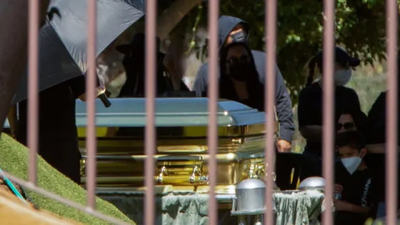 Mexican drug lord 'El Mencho' buried in golden coffin 