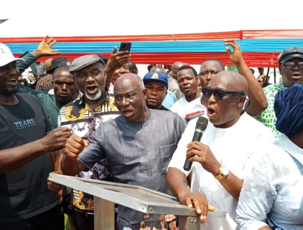 Anosike emerges Anamra APC Chairman