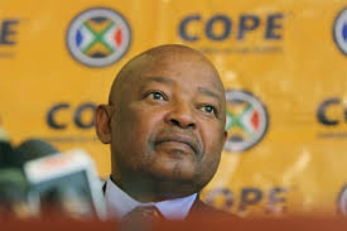 South Africa's long-serving former defence minister and former Robben Island prisoner dies