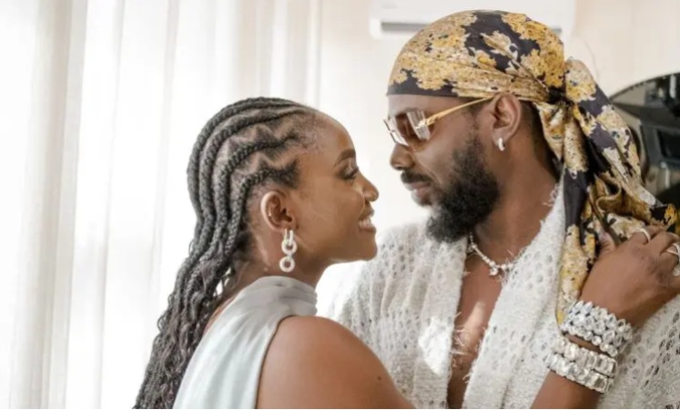 No divorce between Simi, Adekunle Gold – Manager