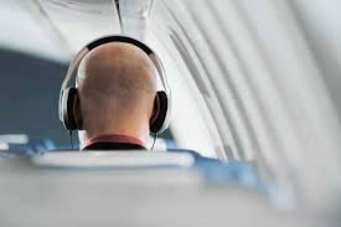 United Airlines Might Ban Passengers Who Refuse to Use Headphones on Flights, According to New Policy