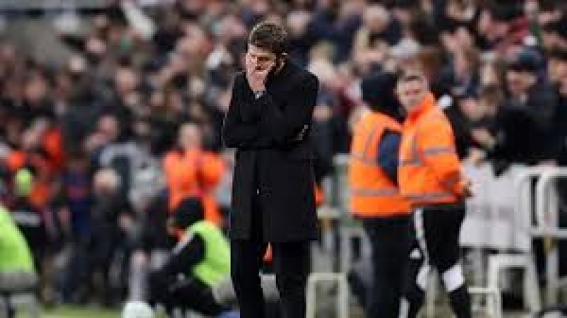 Carrick looks for 'lessons' after first Man Utd loss