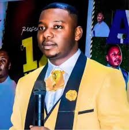 Popular pastor battles fraud, sex allegations