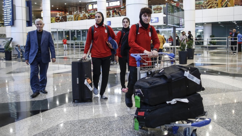 Two more Iranian footballers pull out of Australia asylum bids