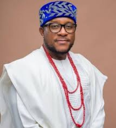 Anambra philanthropist hails mothers, donates money to church