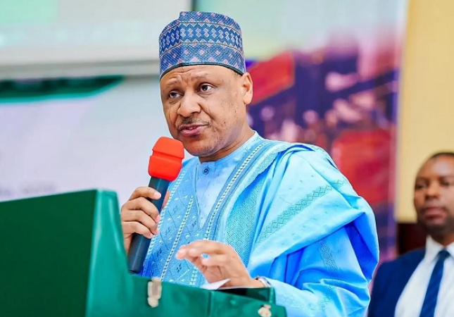 220 Nigerians studying in UK under presidential amnesty programme – FG