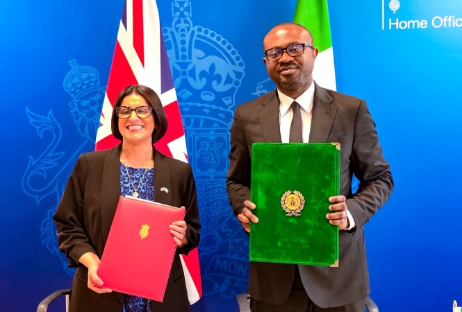 FG clarifies repatriation deal, says only Nigerians without right to live in UK affected