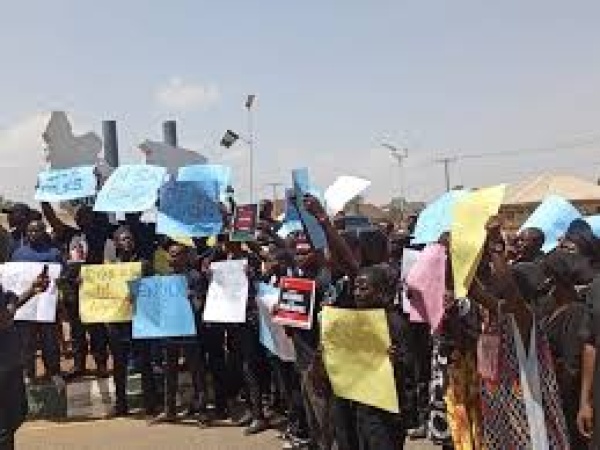 Plateau youths protest killings, demand state police for security