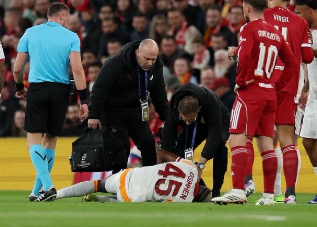 Osimhen may wear arm protective gear