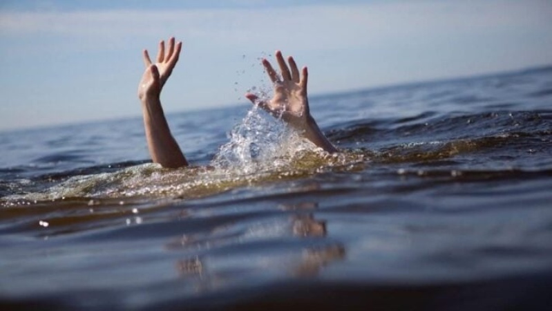 Teenager found dead in university swimming pool