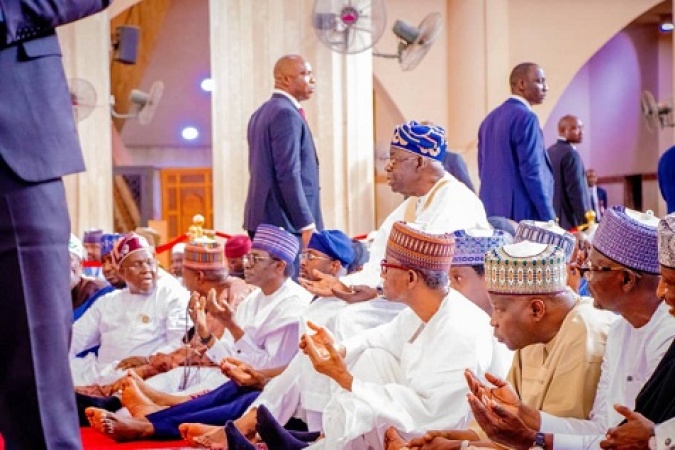 PHOTOS: Shettima, NSA, over 10 governors join Tinubu for special prayers