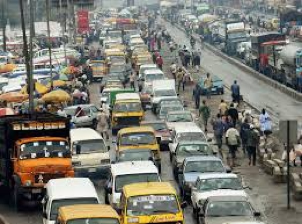 Lagos commuters lose 75 per cent of weekly working hours to traffic