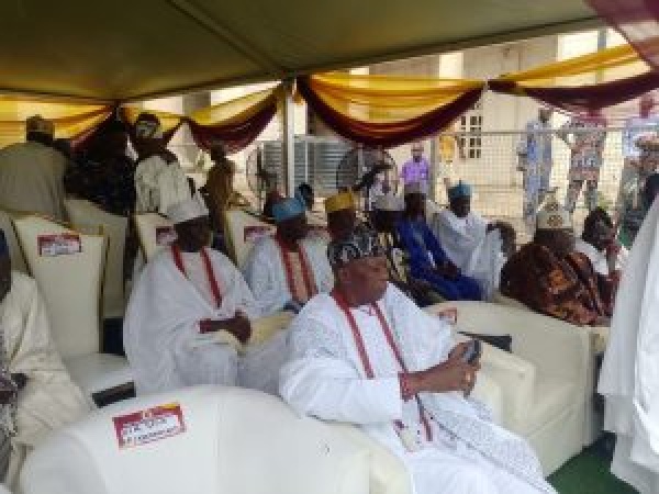 Makinde confers Obaship titles on three Ibadan chiefs in absentia