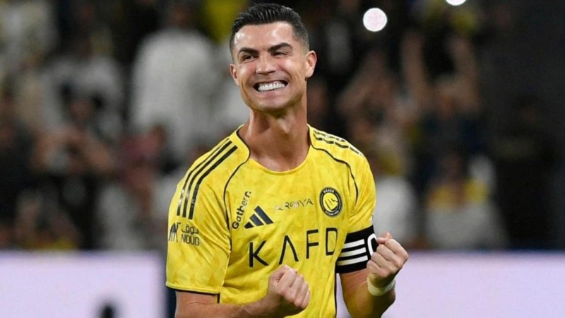 Ronaldo scores twice on return from injury