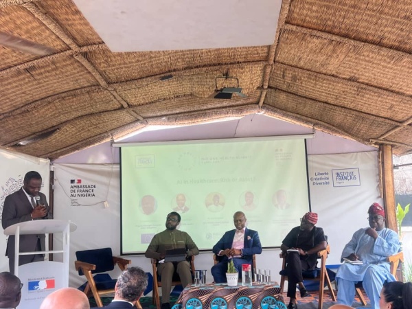 AI in healthcare: Experts call for strong regulation