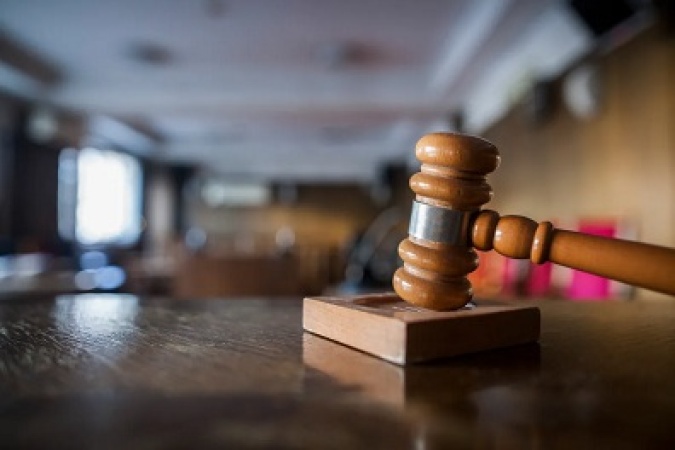 Man jumps to his death to avoid being caught by lover’s husband