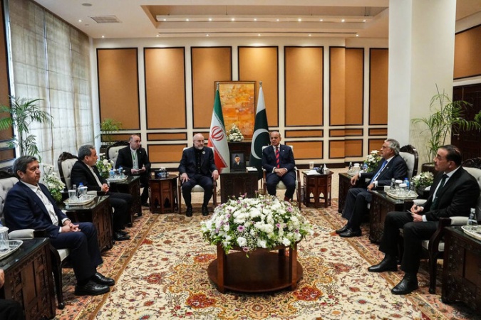 BREAKING: Iran-US talks end in deadlock as Tehran rejects Washington's demands 