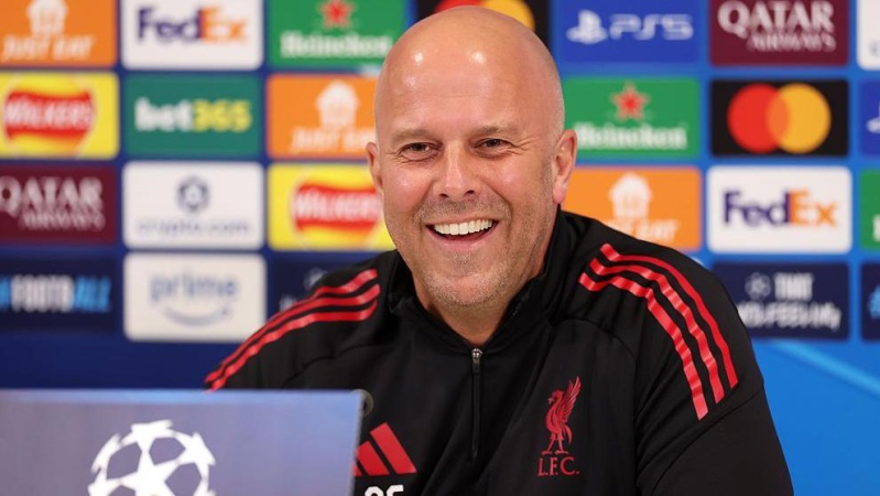 Liverpool can do special things against PSG - Slot