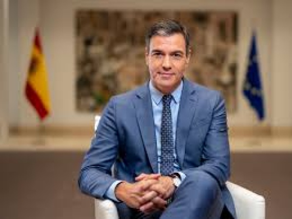 Spain approves plan to give around 500,000 undocumented migrants legal status