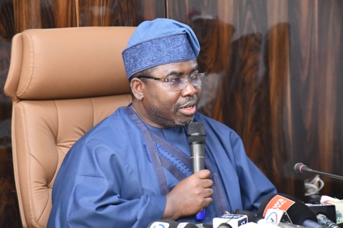 Alleged partisanship: Utomi, Falana, others demand INEC chair Amupitan’s resignation