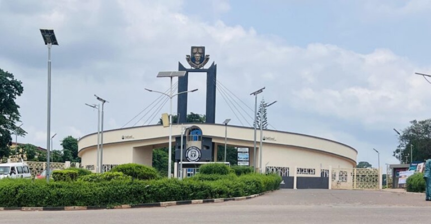 Medical student collapses, dies before final exam