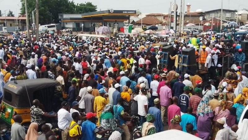 Kwara PDP youths protest alleged political victimisation of Saraki