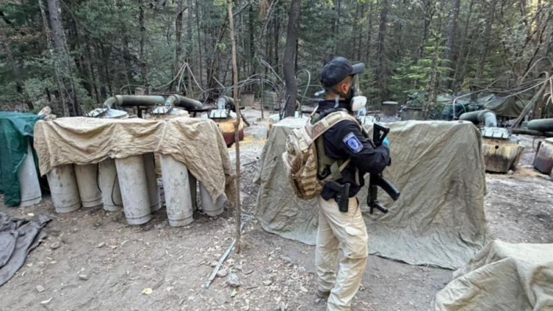 Mexico says US agents killed in the crash weren't permitted to operate there. 