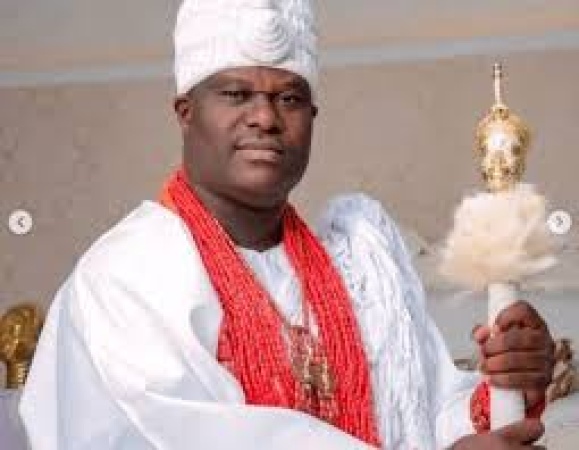 Southern Nigeria traditional rulers vow to remain apolitical, support for national stability