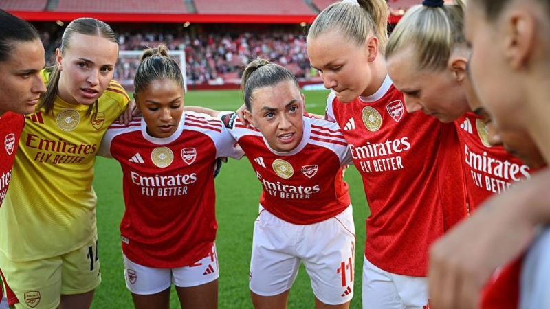 Arsenal 'hunt' Man City - what 7-0 win means for WSL title race