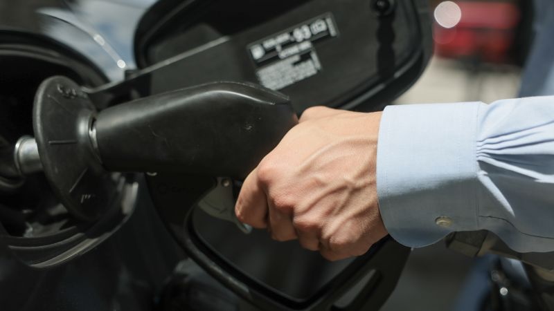 Oil prices surge to highest level since 2022 as Trump mulls Iran blockade extension