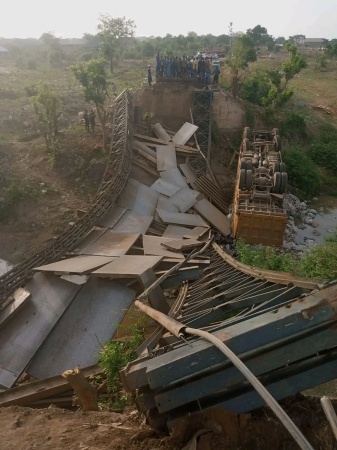 Bridge collapse grounds vehicular movement in Kwara