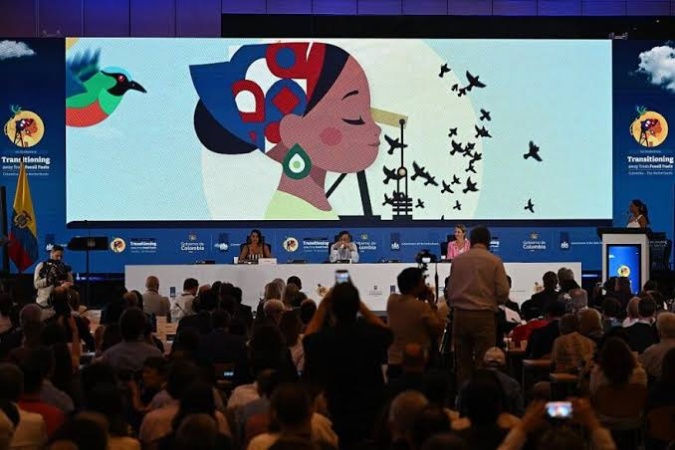 Over 50 countries call for fossil fuel phaseout, including petrochemicals, at Santa Marta Conference