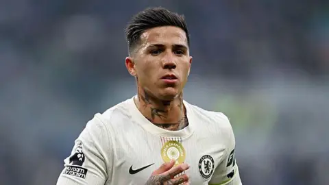 Chelsea's Fernandez dropped after 'crossing a line'