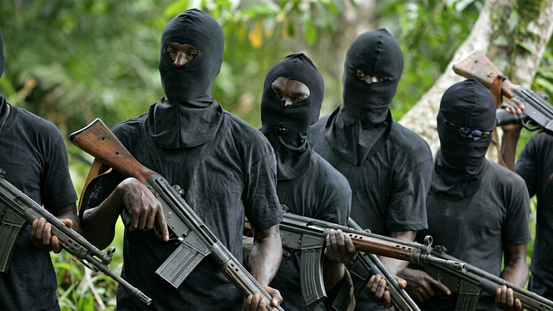 BREAKING: Gunmen kill driver, abduct passengers along Ore–Benin expressway
