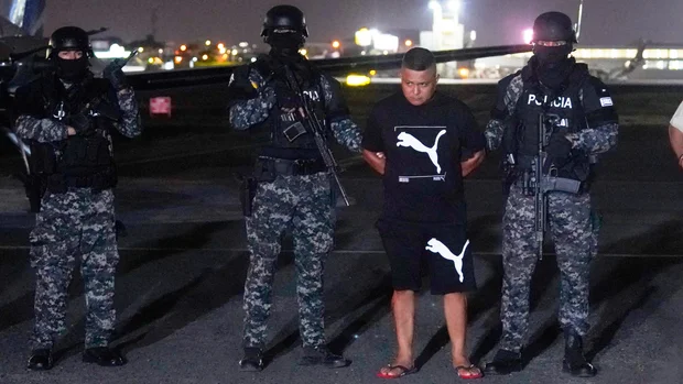 High-ranking lieutenant of notorious drug gang to be extradited from Ecuador to U.S.