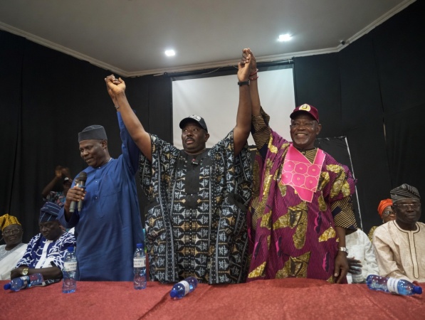 Oyo APC split over Alli as consensus governorship candidate 