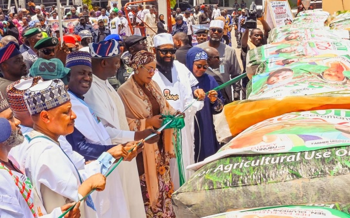 First Lady Oluremi Tinubu flags off 2026 planting season in Niger State