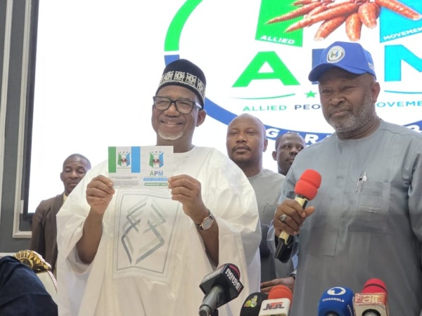 Supporters embrace APM as Bala Mohammed seals defection