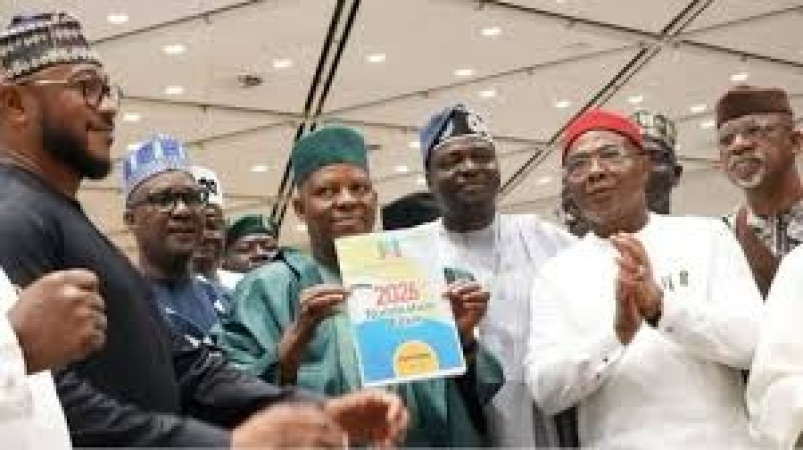 Speaker, over 10 APC governors on ground as Shettima submits Tinubu’s nomination forms