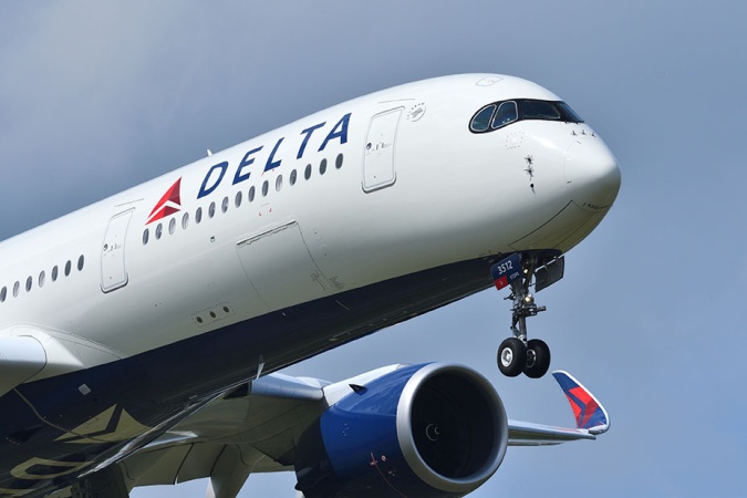 Lagos-bound passenger plane returns to US after 8 hours in the air, leaves Nigerian passengers stranded