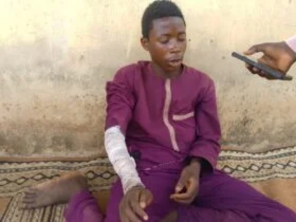 Supporter involved in viral incident with Speaker Abbas begs for pardon