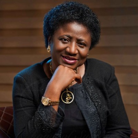 Why you should avoid friendships with divorced women — Pastor Ibiyeomie’s wife
