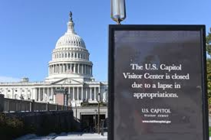 Senators vote to block their pay during future government shutdowns