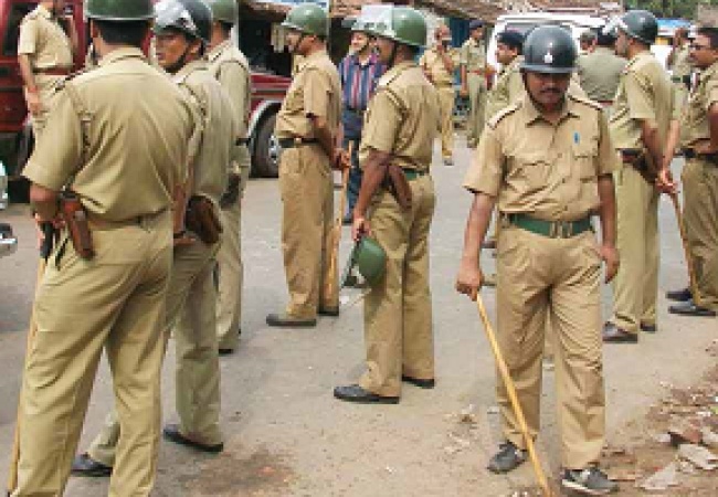 Four Nigerians held in India over social media fraud, impersonation