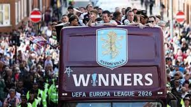 Thousands welcome home triumphant Villa as heroes