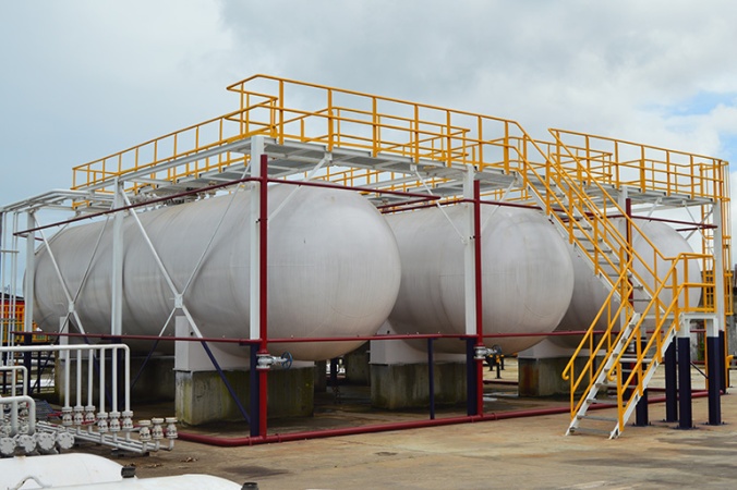 Supply shortage, high depot prices shoot up gas price