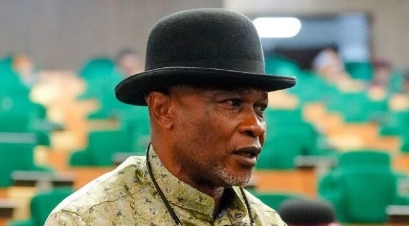 Confusion as Chinda defects to APC, six Oyo Reps leave PDP for APM