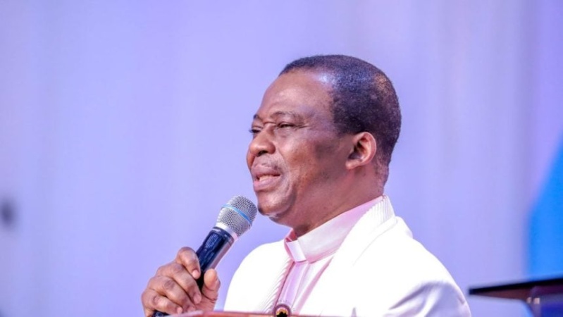 MFM’s Olukoya leads special prayer against terrorism in Nigeria