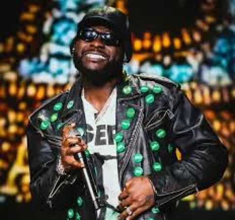 Davido uses W’Cup stage to demand action for abducted Nigerian pupils