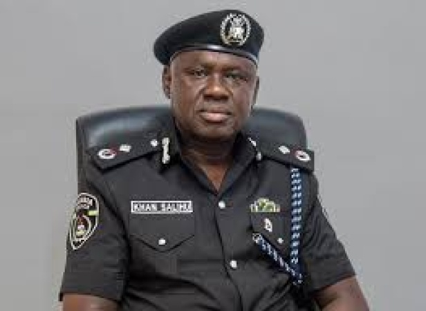 Police chief dies moments after leaving office 